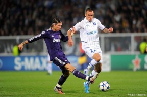 易游体育-沙尔克在客场比赛中遭遇抵抗，艰难获胜的简单介绍